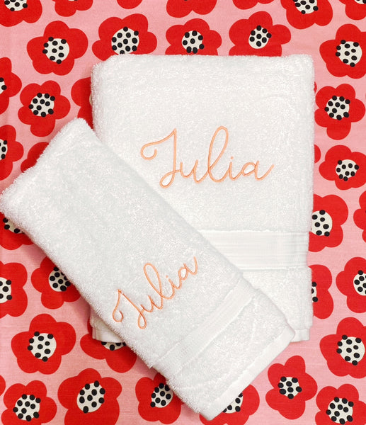 Graduation Set of 1 Bath & 1 Hand Towel