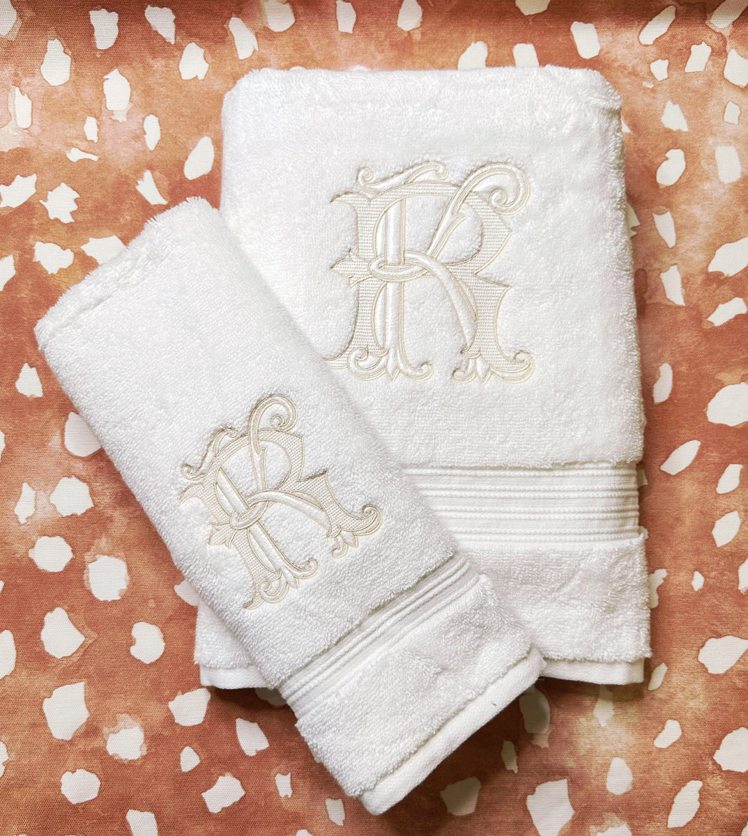 Set of Two Towels (Bath & Hand)
