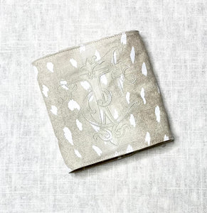 Jordan Cates- Bouquet Wrap