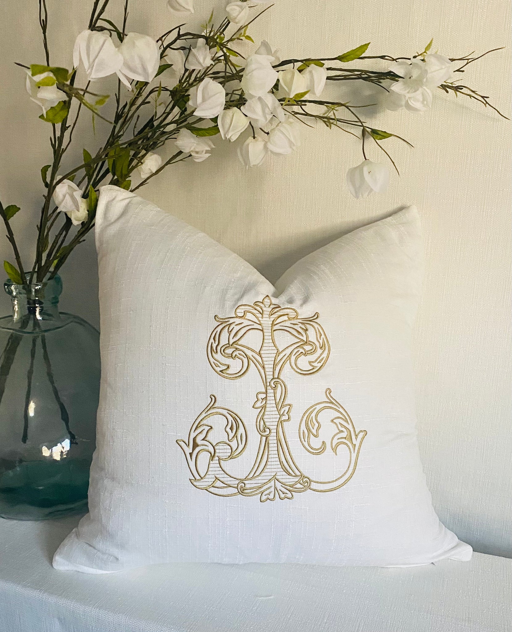 Juliana Morehouse- 20" Pillow