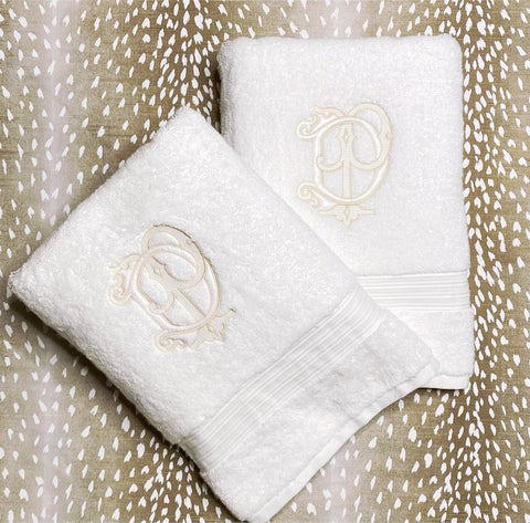 Patricia Kalevas- Set of 2 Bath Towels